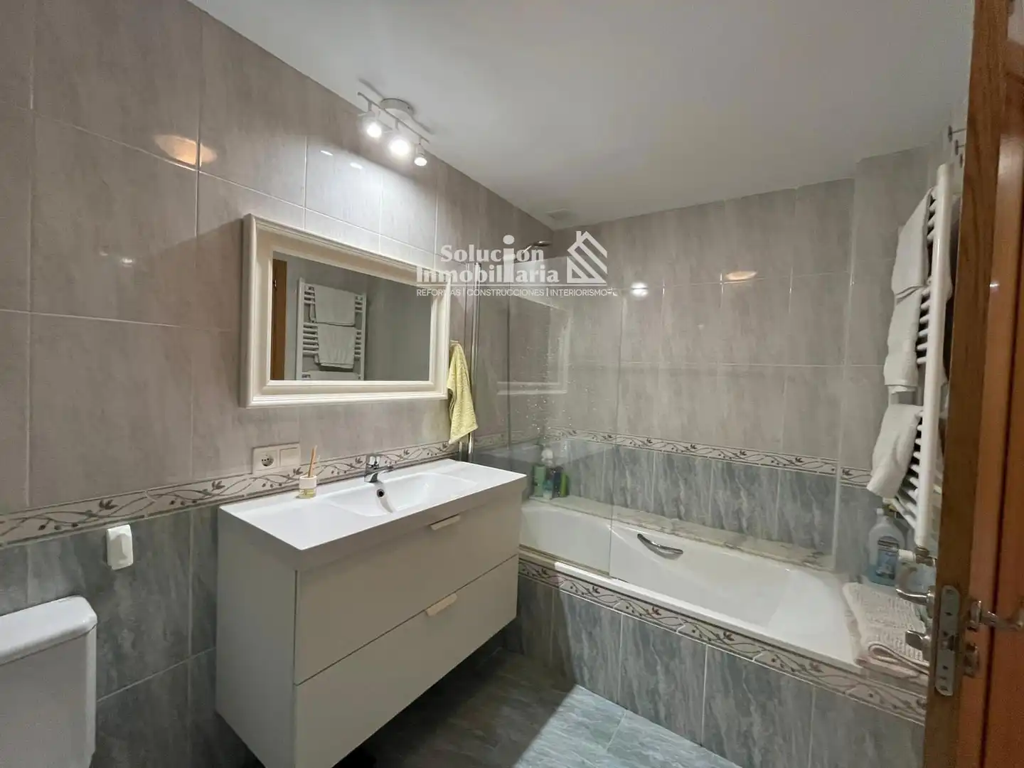 Bathroom of Flat for sale in Aldealengua  with Heating, Terrace and Swimming Pool
