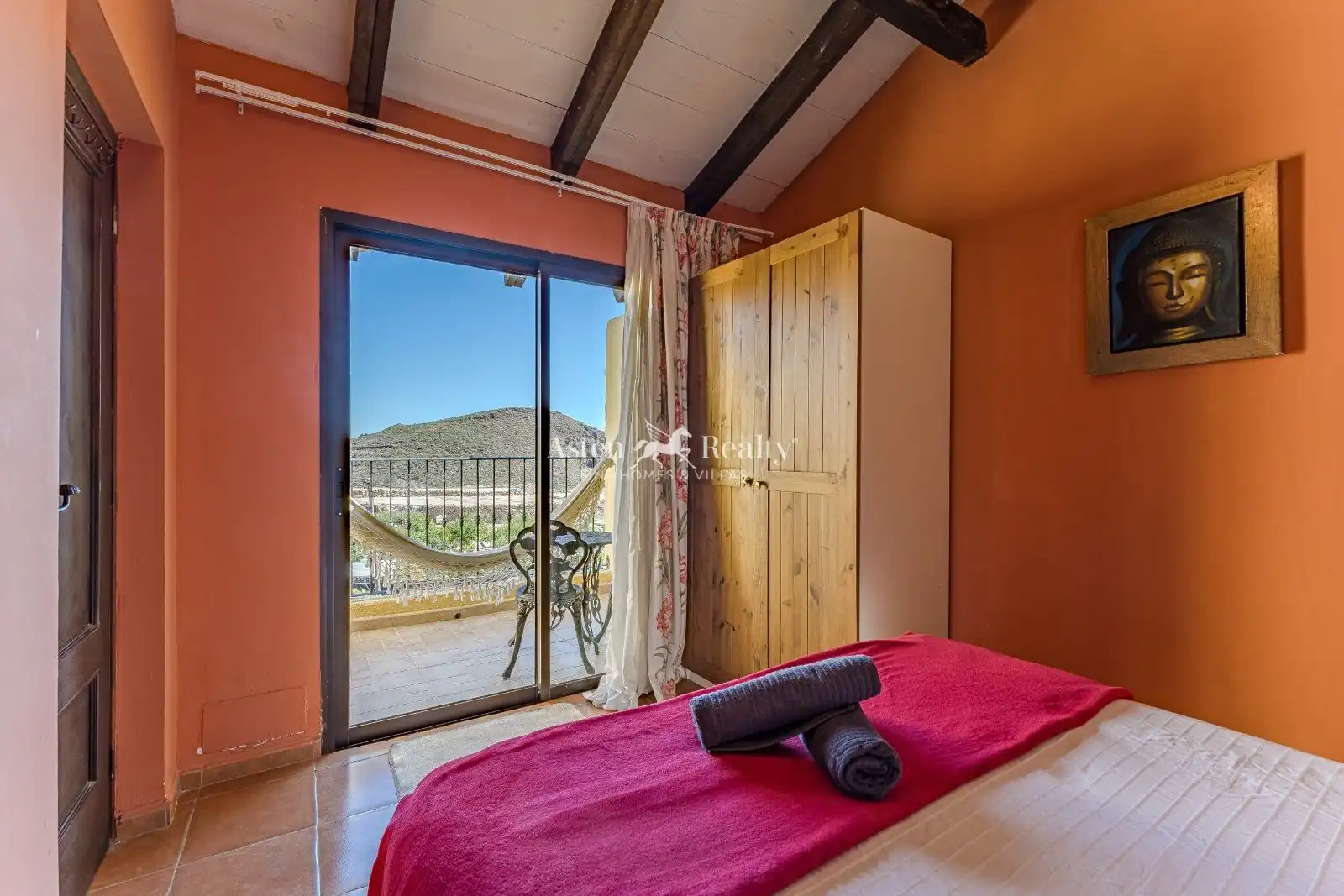 Dormitori de Casa adosada en venda en San Miguel de Abona amb Jardí privat, Terrassa i Moblat