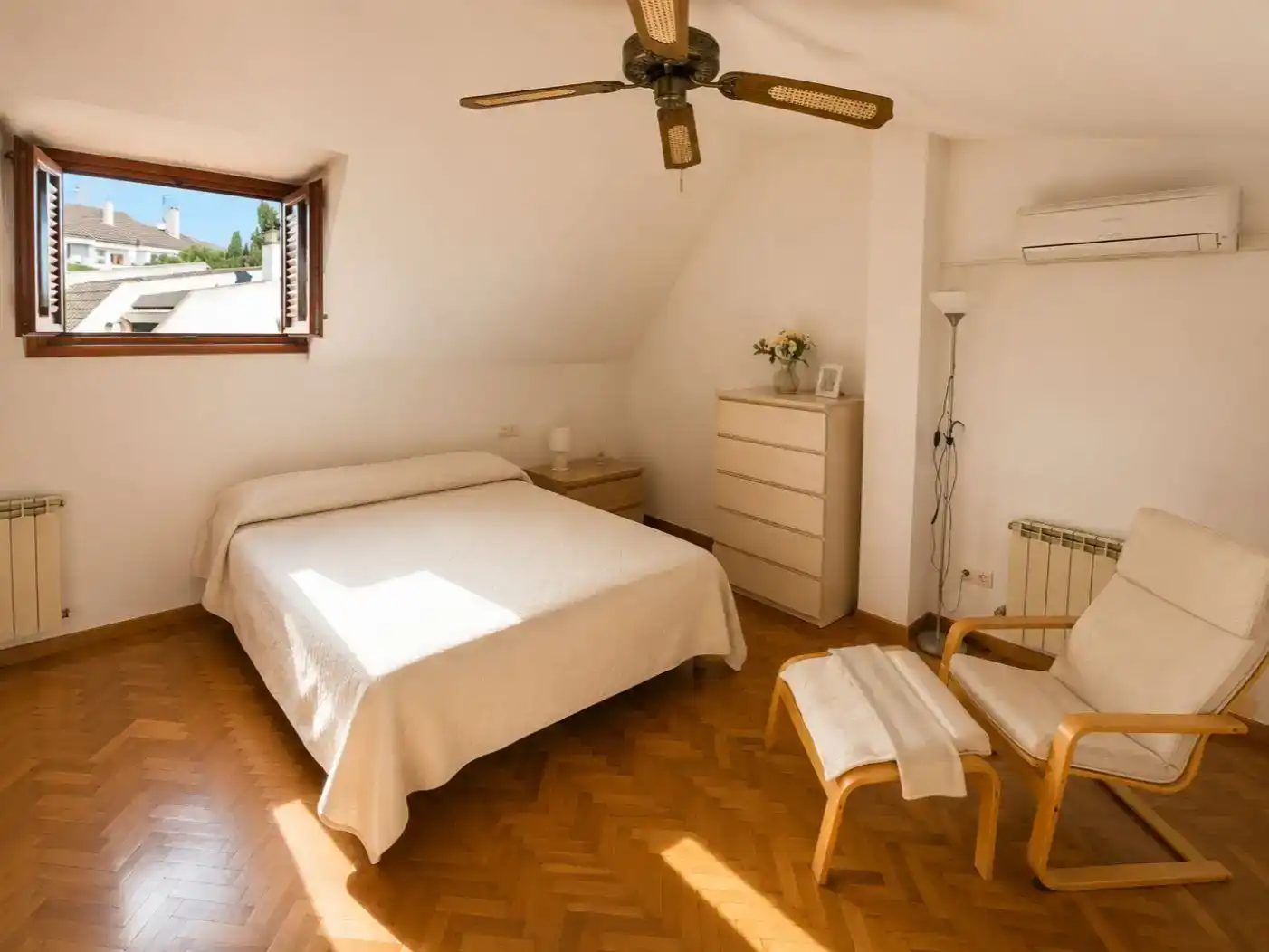 Habitación de Casa adosada en venta en  Palma de Mallorca con Aire acondicionado, Terraza y Piscina