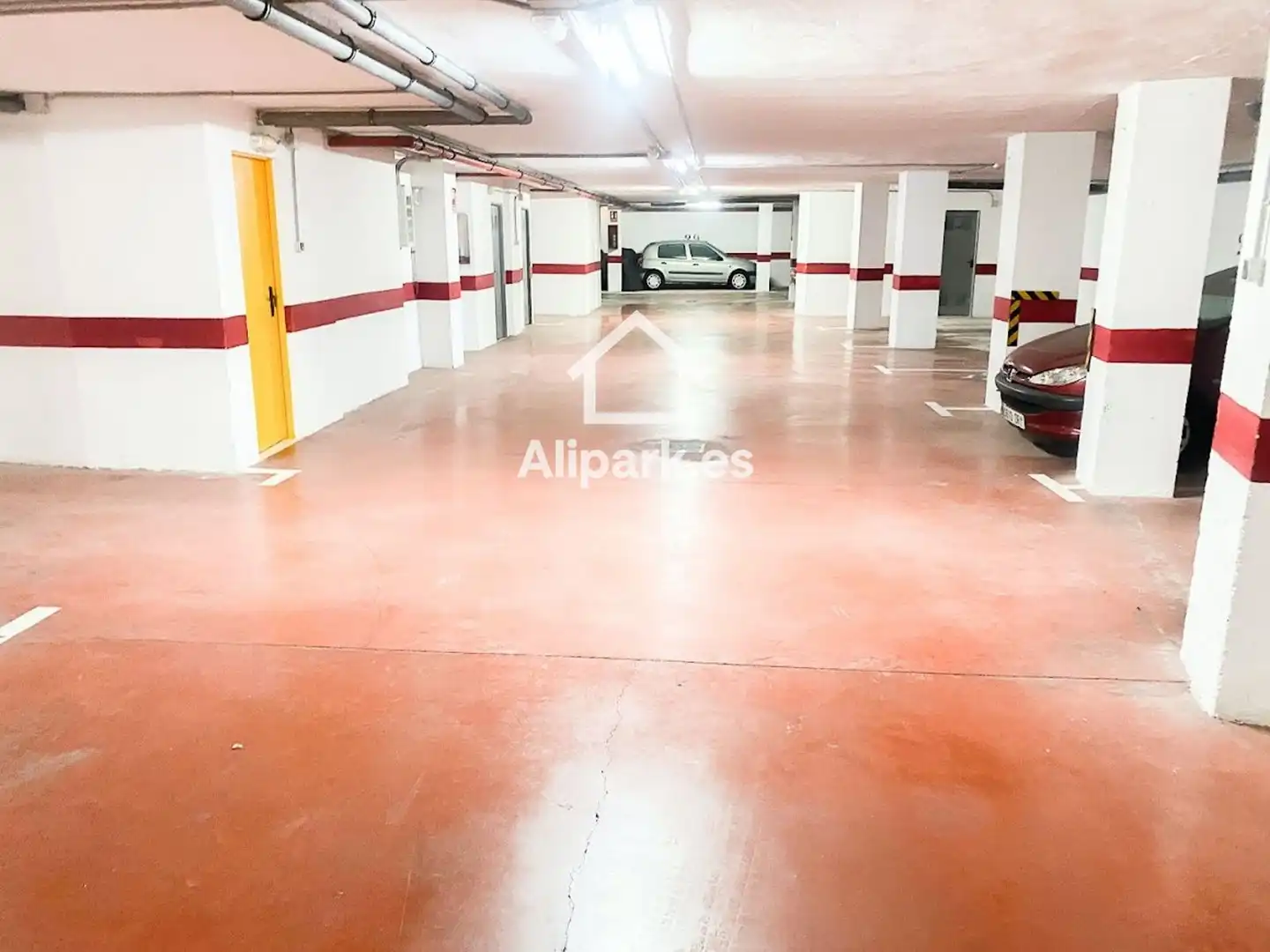 Aparcament de Pis en venda en Alicante / Alacant amb Aire condicionat, Calefacció i Terrassa