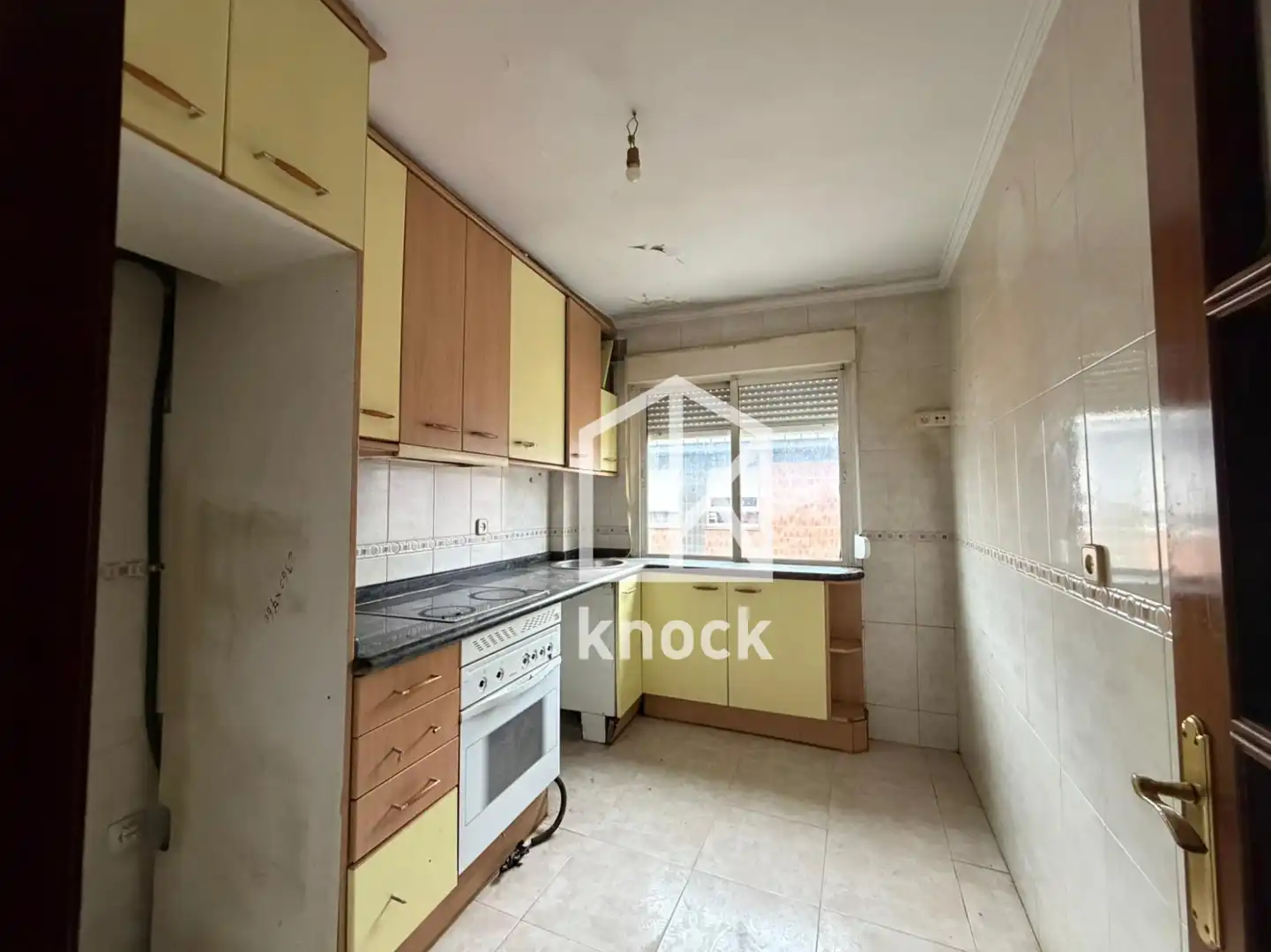 Cocina de Piso en venta en Gijón  con Calefacción