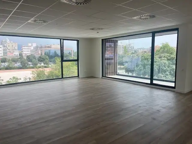Oficina amb terrassa en venda a Passeig de la Conca de Besòs 19, imagen 3
