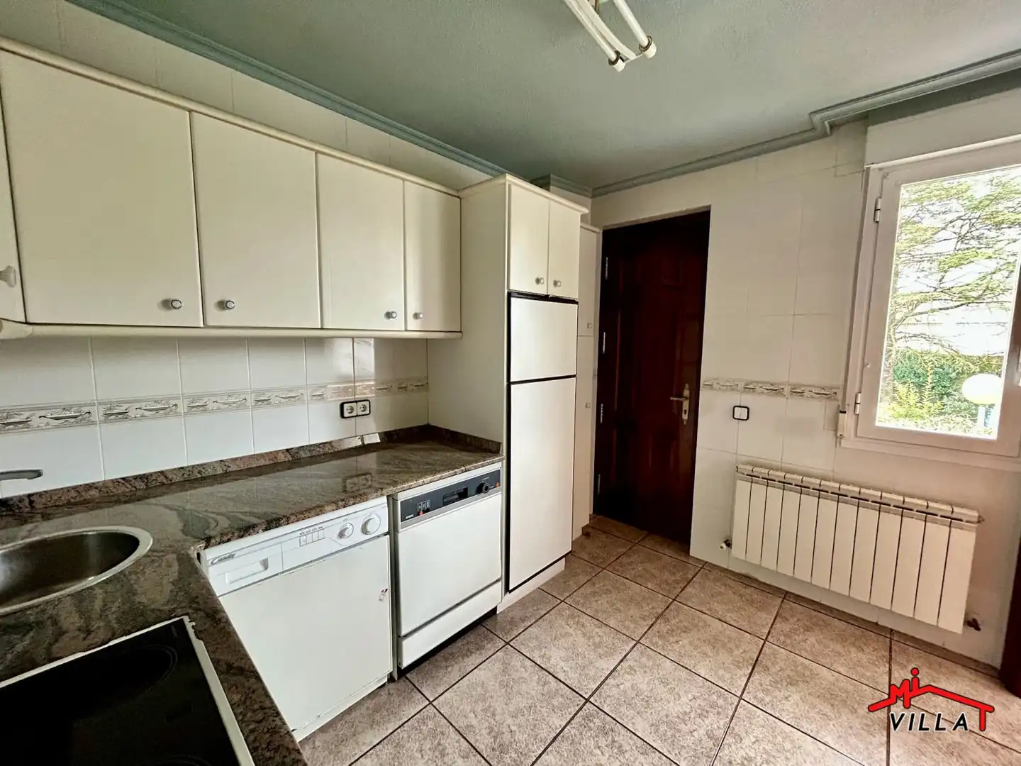 Küche von Haus oder Chalet zum Verkauf in Laredo mit Heizung und Terrasse