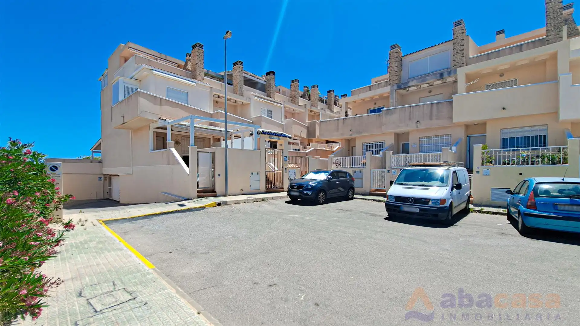 Vista exterior de Casa adosada en venta en Cartagena con Aire acondicionado, Terraza y Trastero