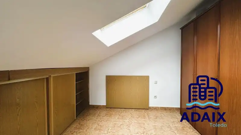 Dormitori de Dúplex en venda en Toledo amb Calefacció i Balcó