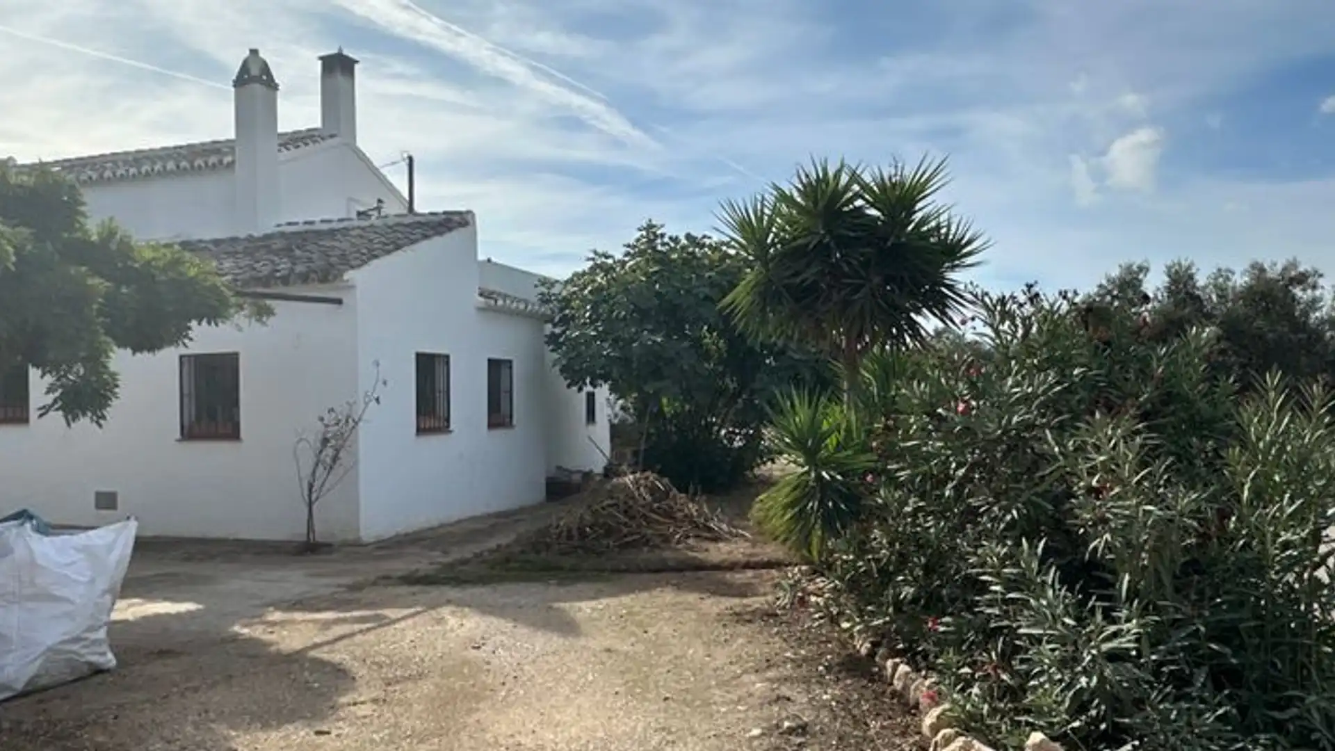 Exterior view of Country homes for sale in Villanueva del Trabuco  with Air Conditioner, Private garden and Terrace