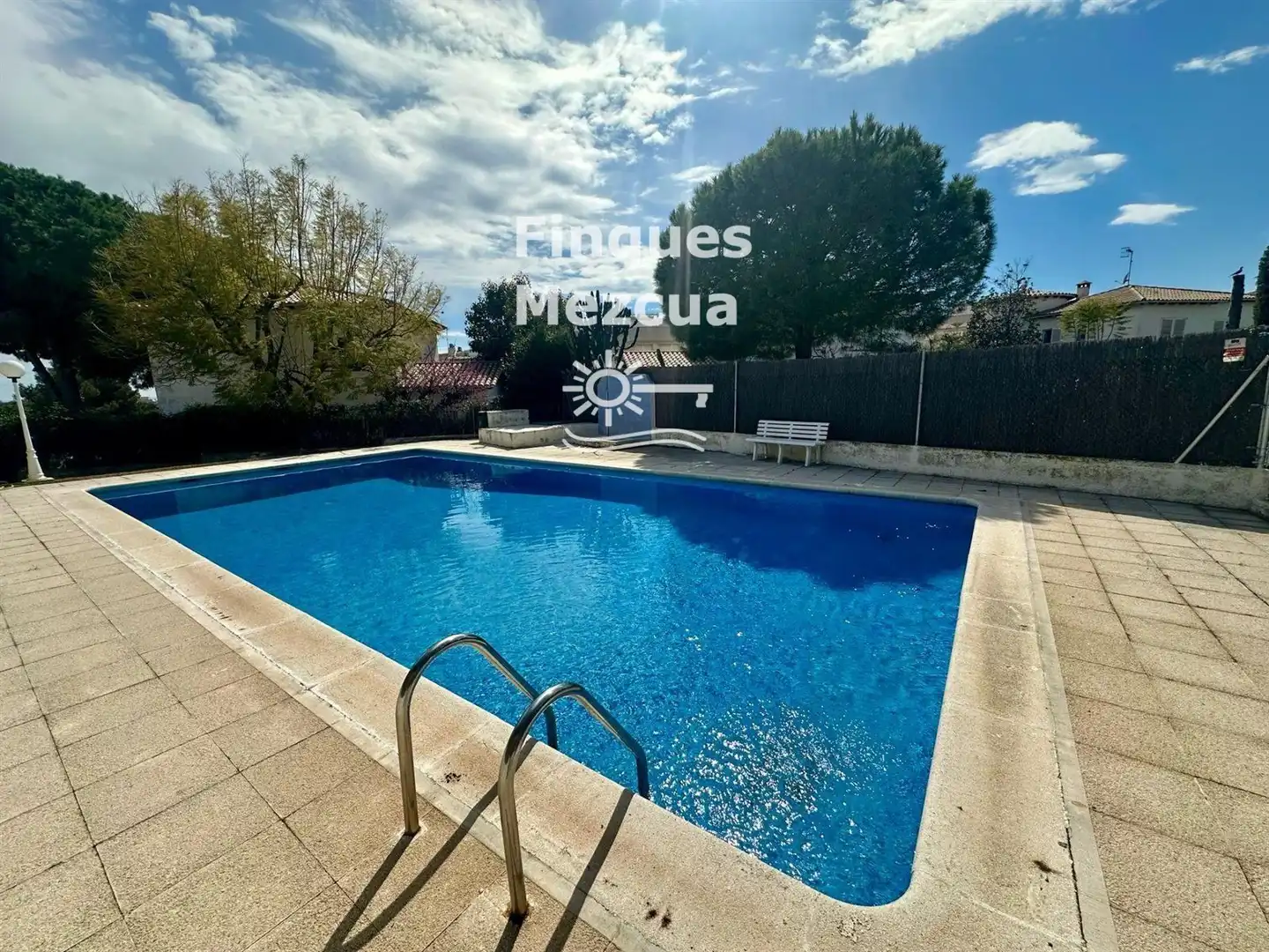 Swimming pool of Houses for sale in El Vendrell  with Terrace, Storage room and Swimming Pool