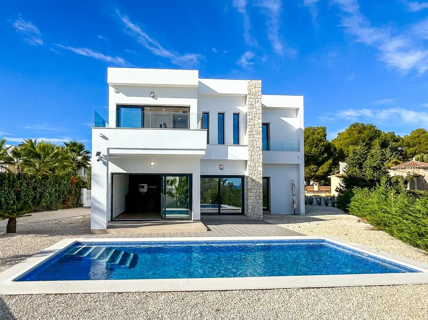 Detached house with pool for sale in Benissa pueblo