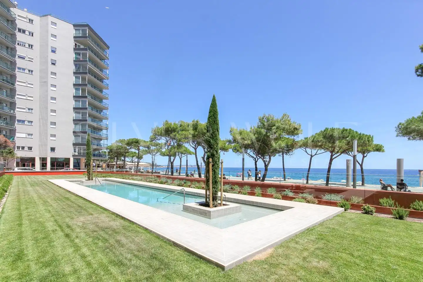 Swimming pool of Duplexes for sale in Castell d'Aro, Platja d'Aro i s'Agaró  with Air Conditioner, Terrace and Storage room
