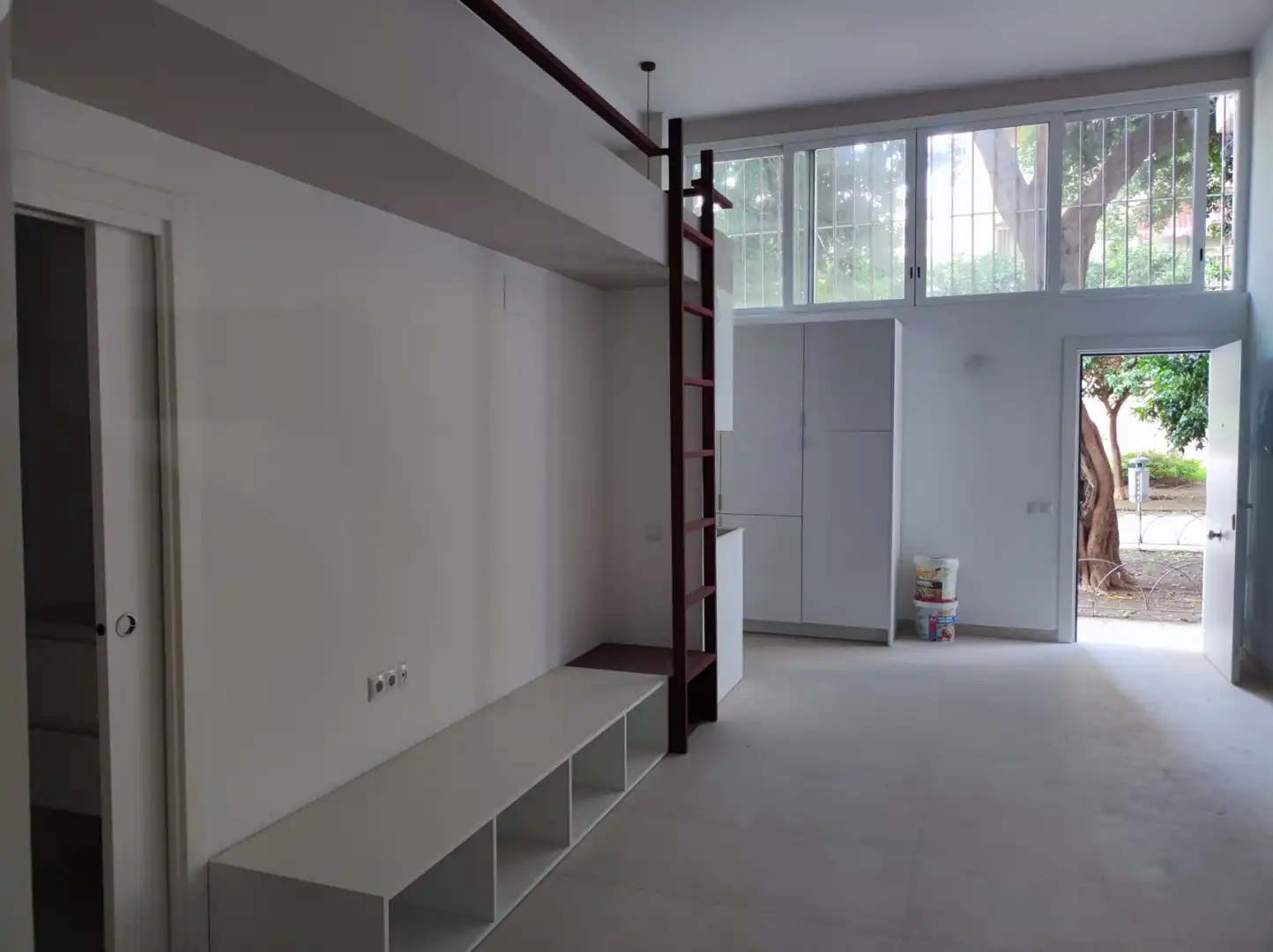Wohnung zur Miete in Málaga mit Klimaanlage, Heizung und Ofen