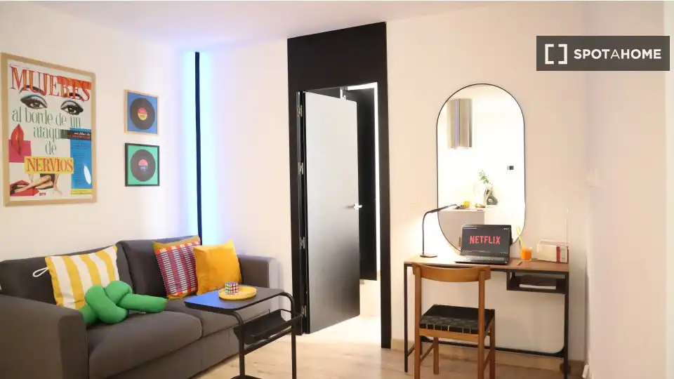 Room in Arenales - Lugo - Avda. Marítima
