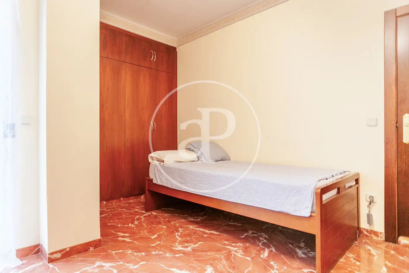 Casa adosada en venta en Benifaió