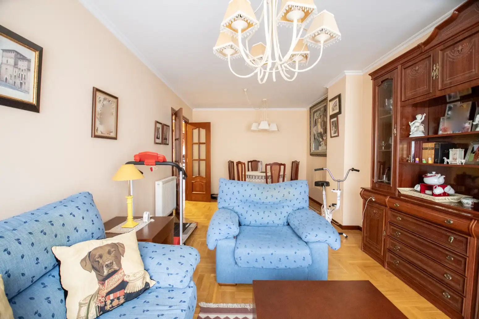 Sala de estar de Piso en venta en Villaviciosa con Calefacción, Parquet y Trastero