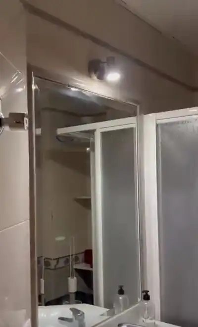 Bany de Pis de lloguer en Granada amb Aire condicionat, Moblat i Rentadora
