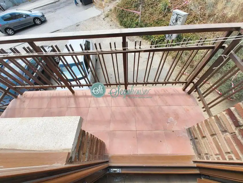 Terrassa de Estudi en venda en Segovia amb Calefacció i Terrassa