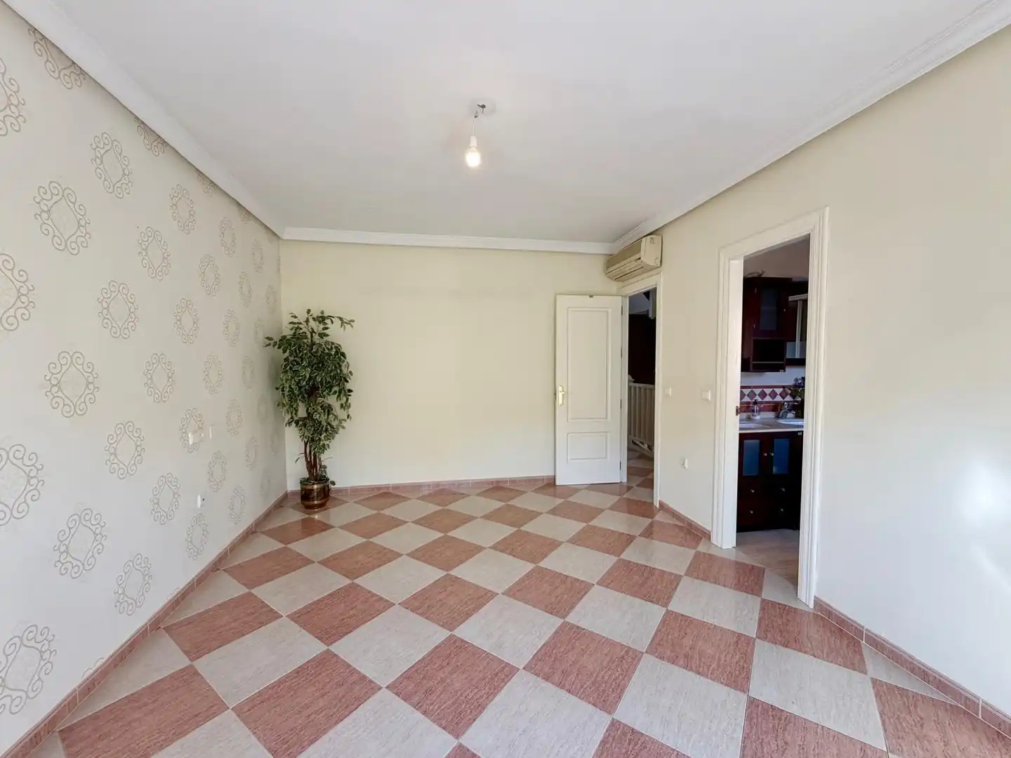 Casa adosada en venta en Aguadulce