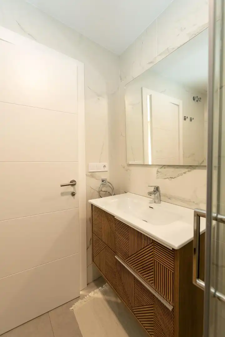 Badezimmer von Haus oder Chalet zur Miete in El Campello mit Klimaanlage, Privatgarten und Terrasse