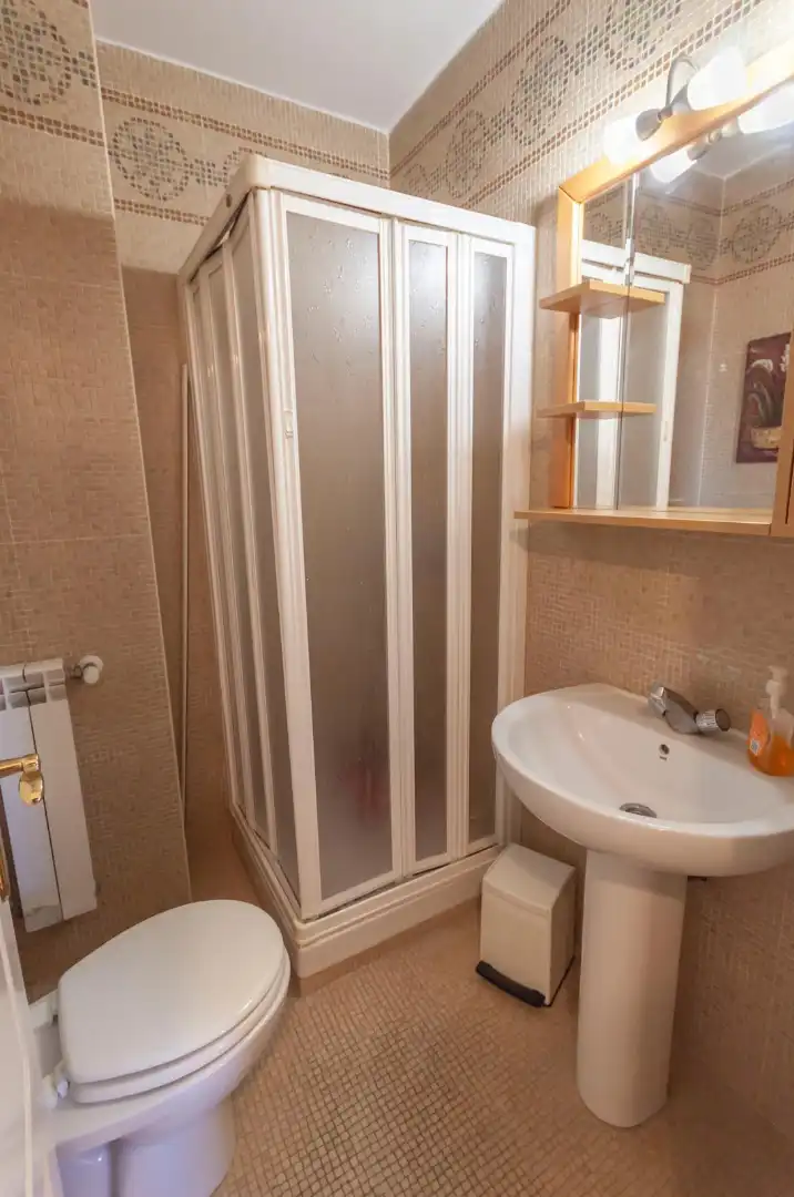Baño de Piso en venta en Estepona con Aire acondicionado, Calefacción y Parquet