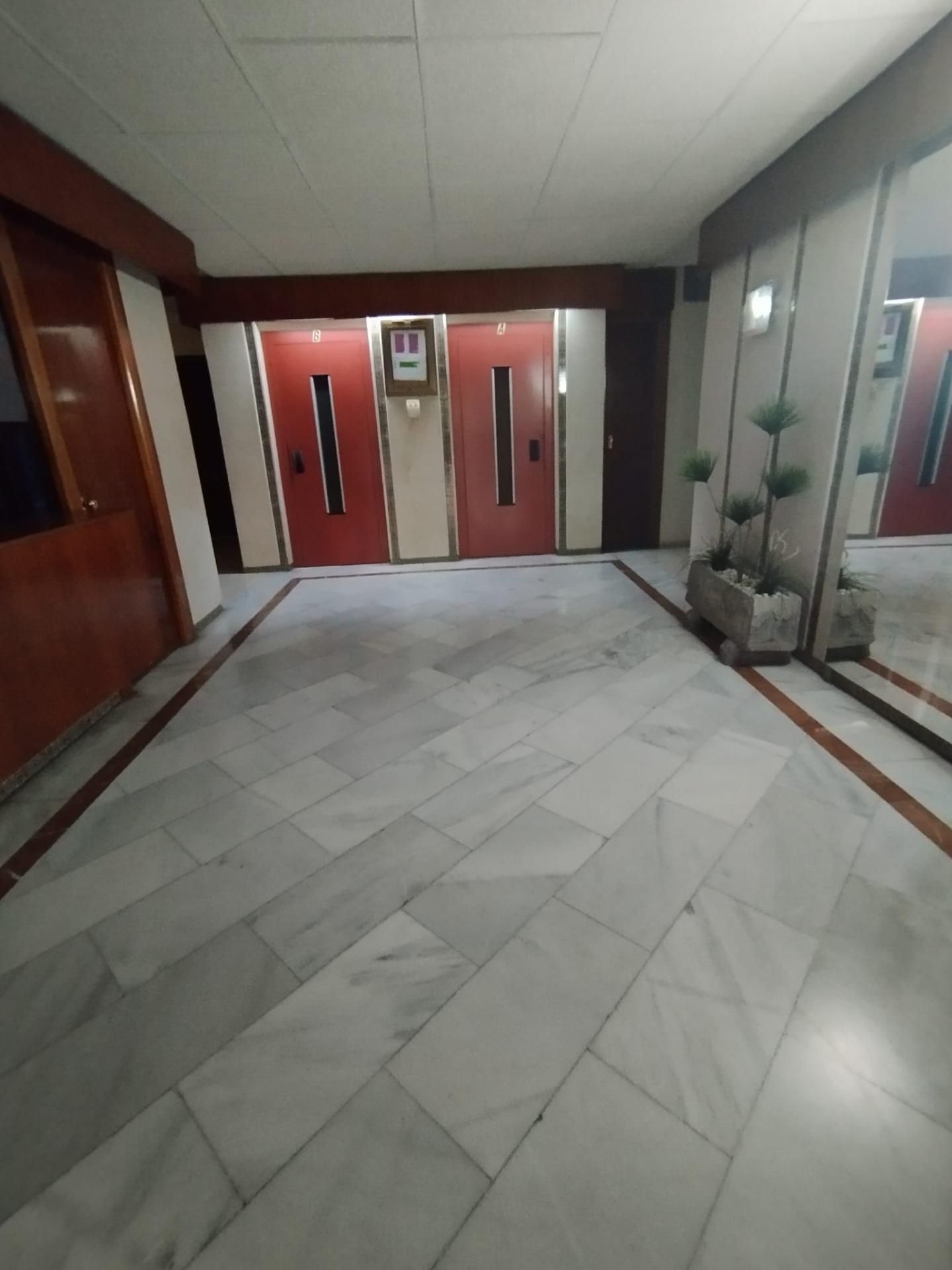 Flat for sale in  Sevilla Capital  with Terrace