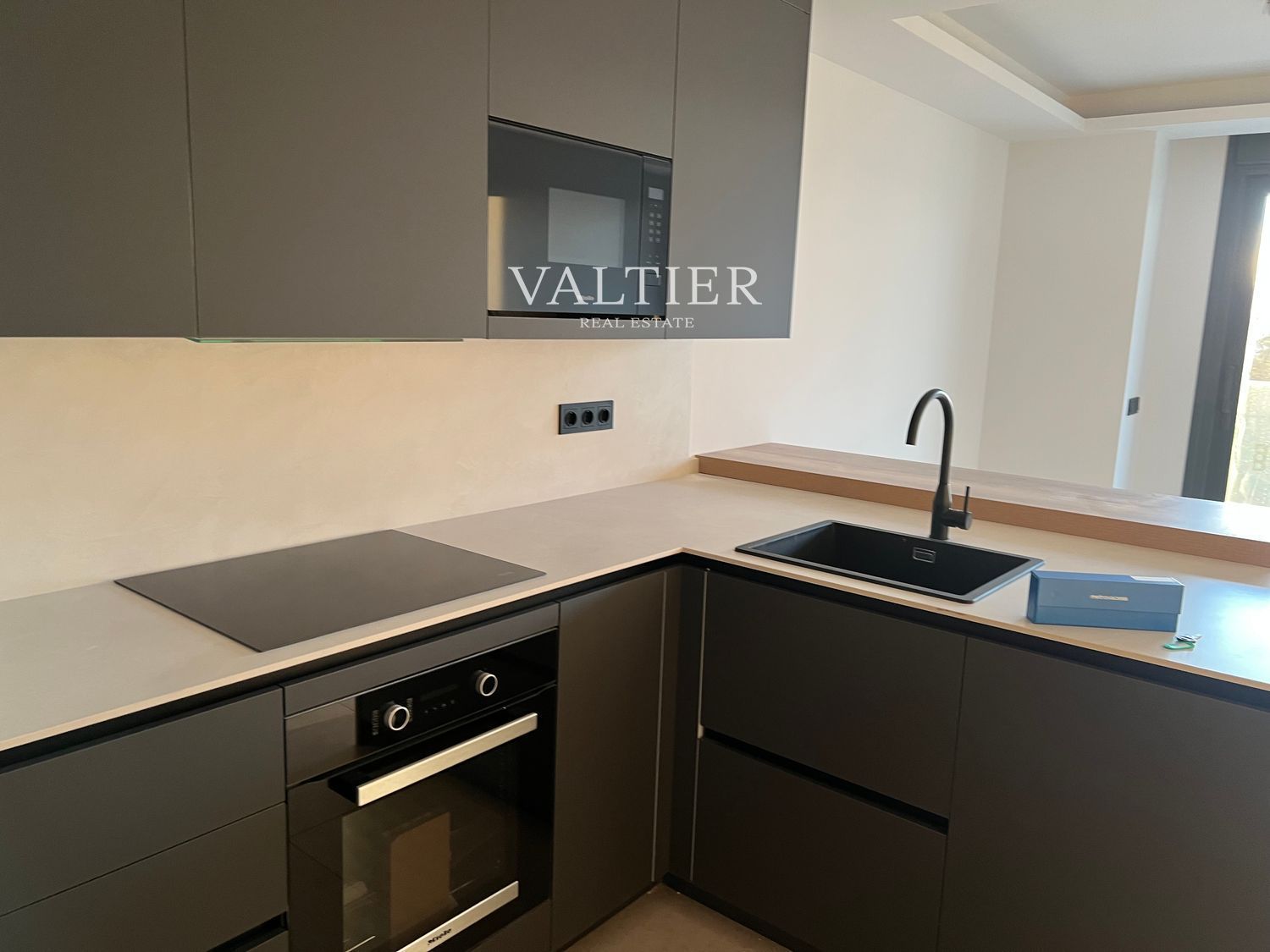 Cuina de Pis de lloguer en  Madrid Capital amb Terrassa, Traster i Piscina