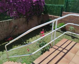 Garden of Single-family semi-detached for sale in Laredo  with Terrace and Balcony