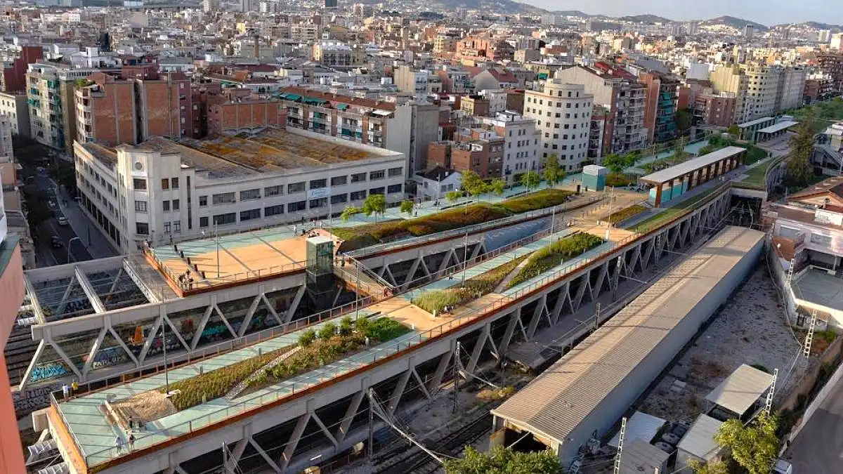 Piso con terraza en venta en Rambla de Badal, imagen 38