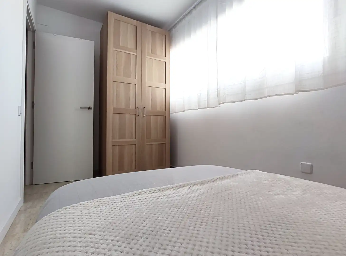 Habitación de Piso de alquiler en Terrassa con Amueblado, Horno y Lavadora