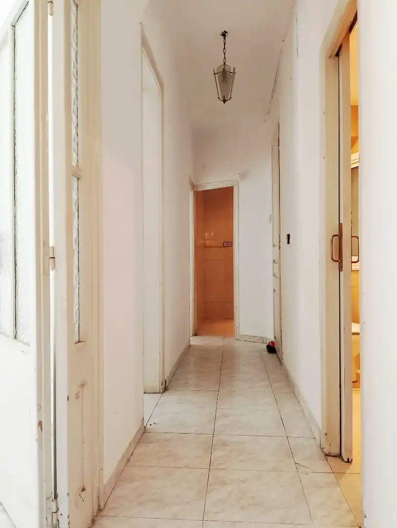 Piso en venta en Barcelona con Calefacción, Balcón y Alarma