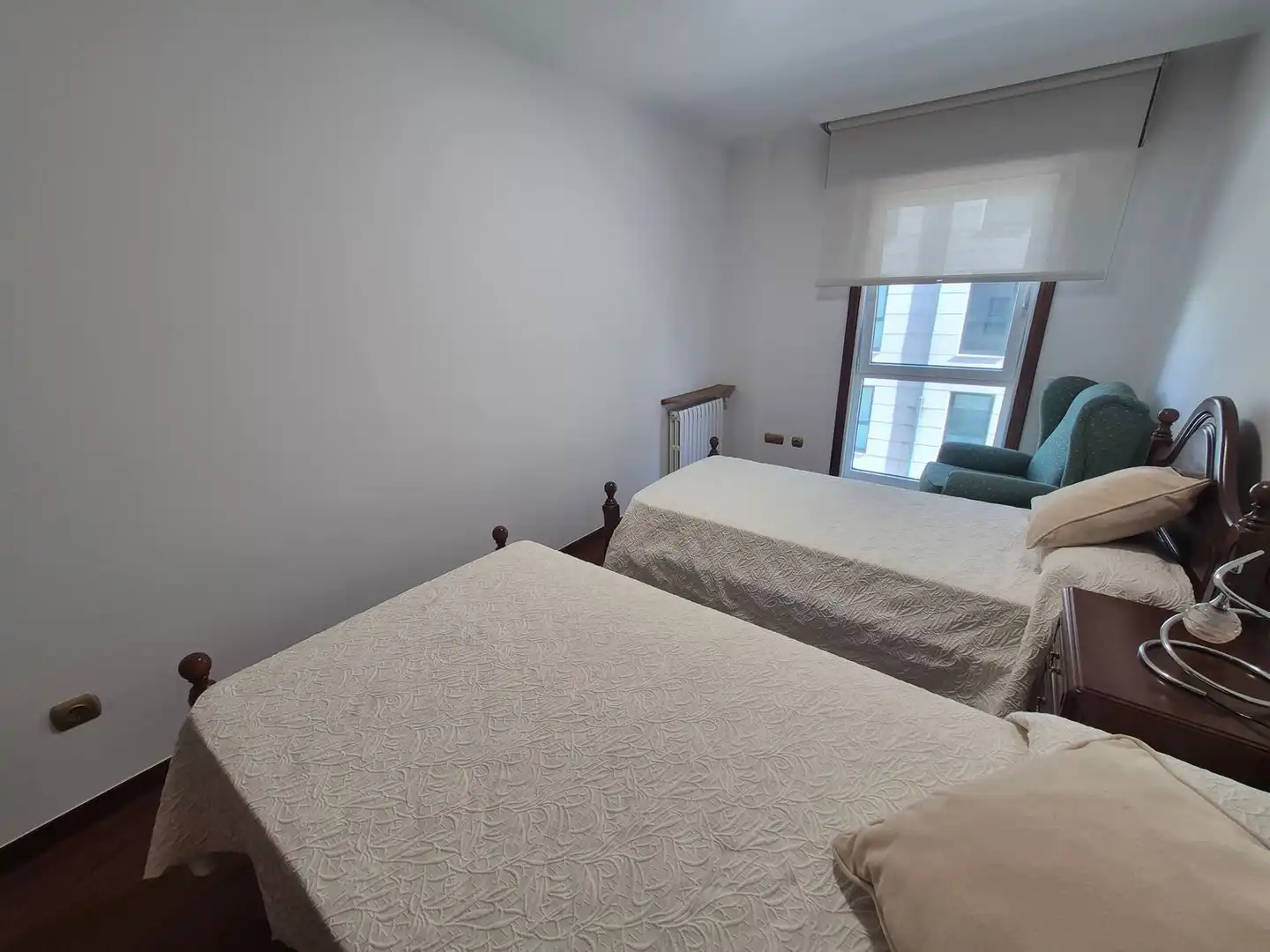 Habitación de Piso de alquiler en Santiago de Compostela  con Parquet y Trastero