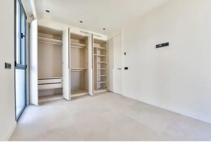 Casa amb piscina en venda a Carrer Amsterdam, imagen 15