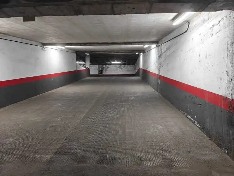 Parking de Garaje en venta en Alcorcón