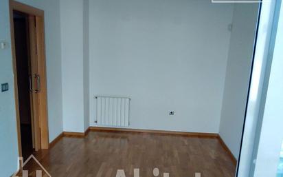 Bedroom of Flat for sale in Torrent  with Balcony