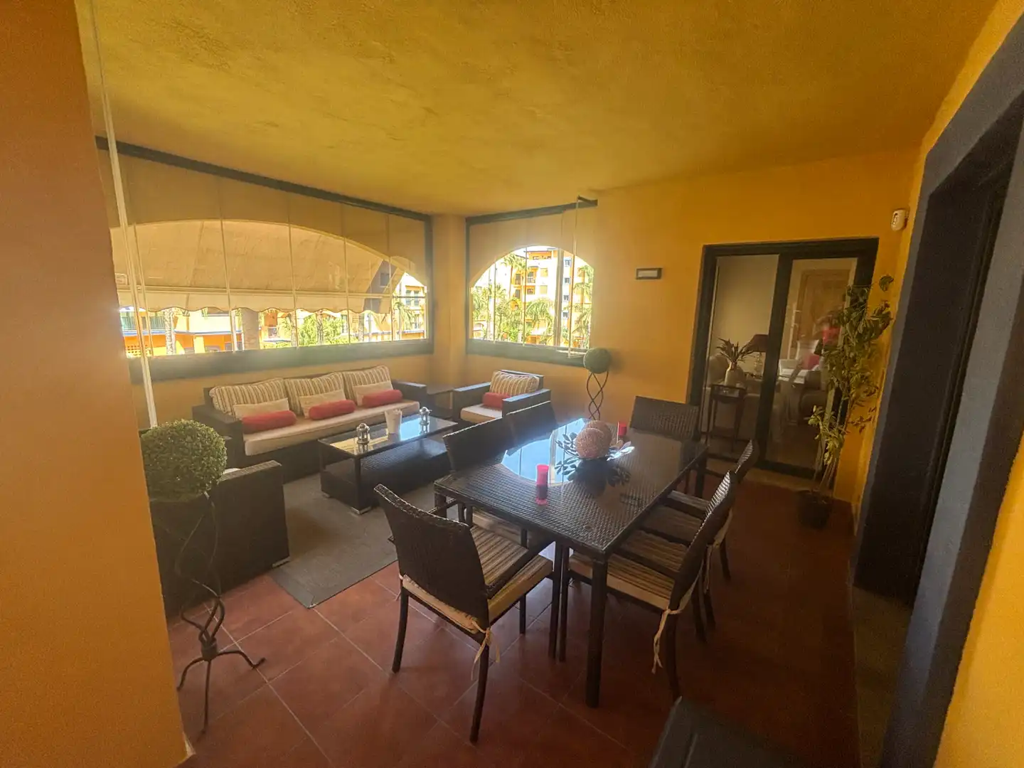 Terraza de Piso en venta en Marbella con Aire acondicionado, Terraza y Amueblado