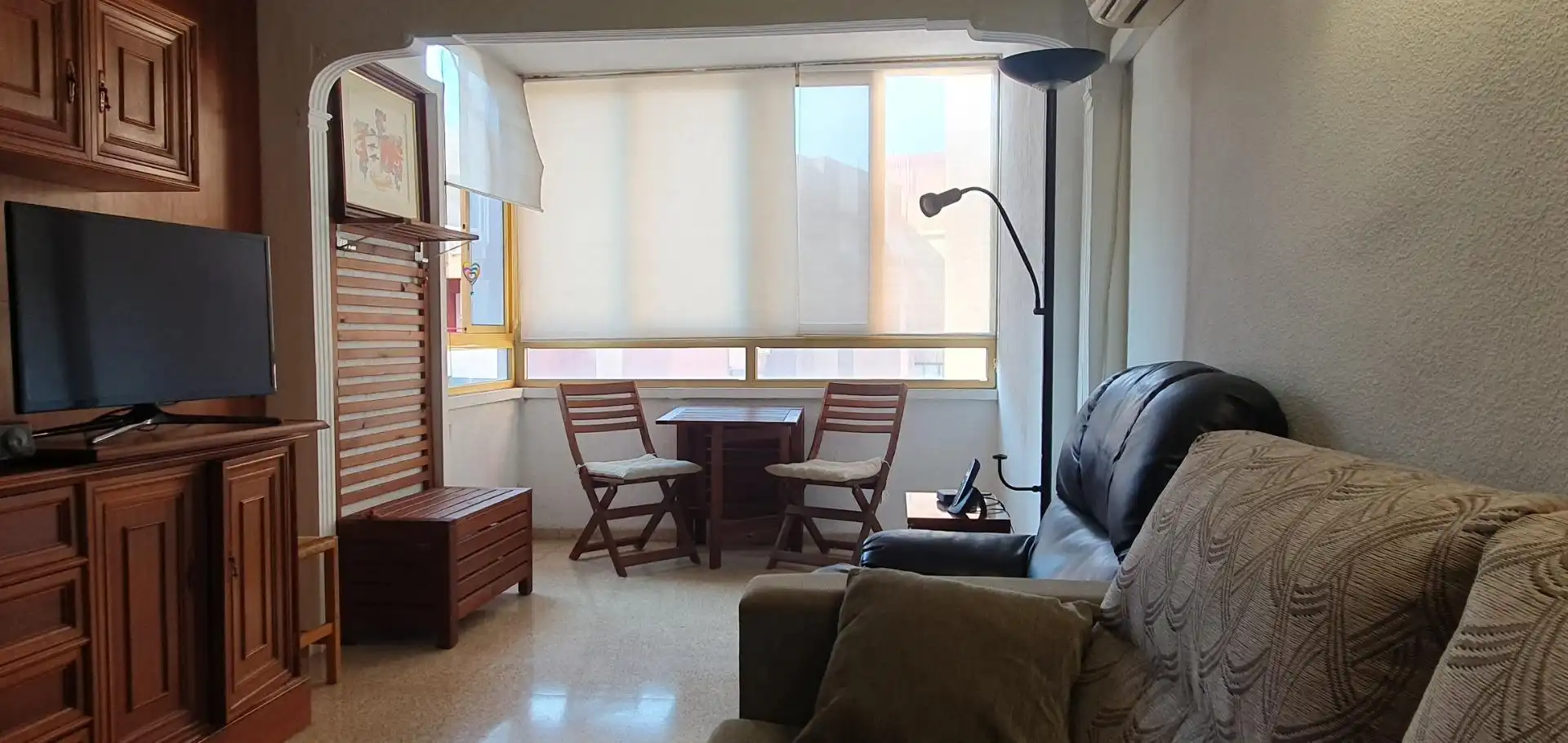 Habitación en Calle PRIMAVERA, Carolinas Altas