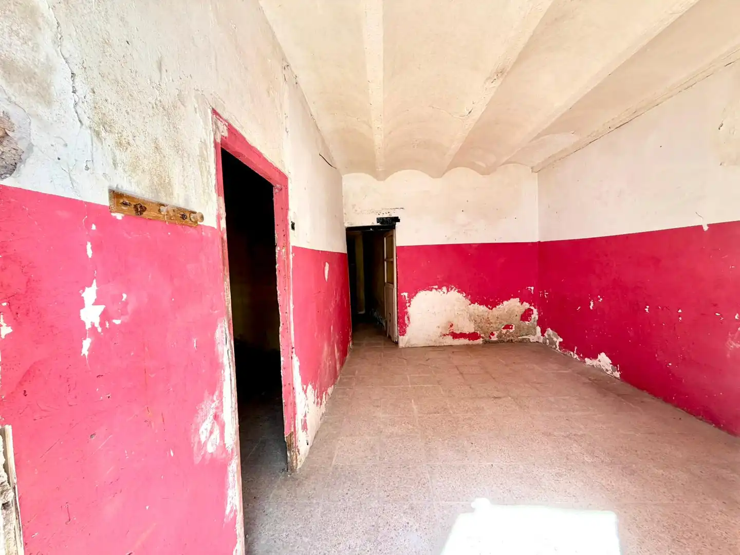 Ground floor for sale in Barcelona