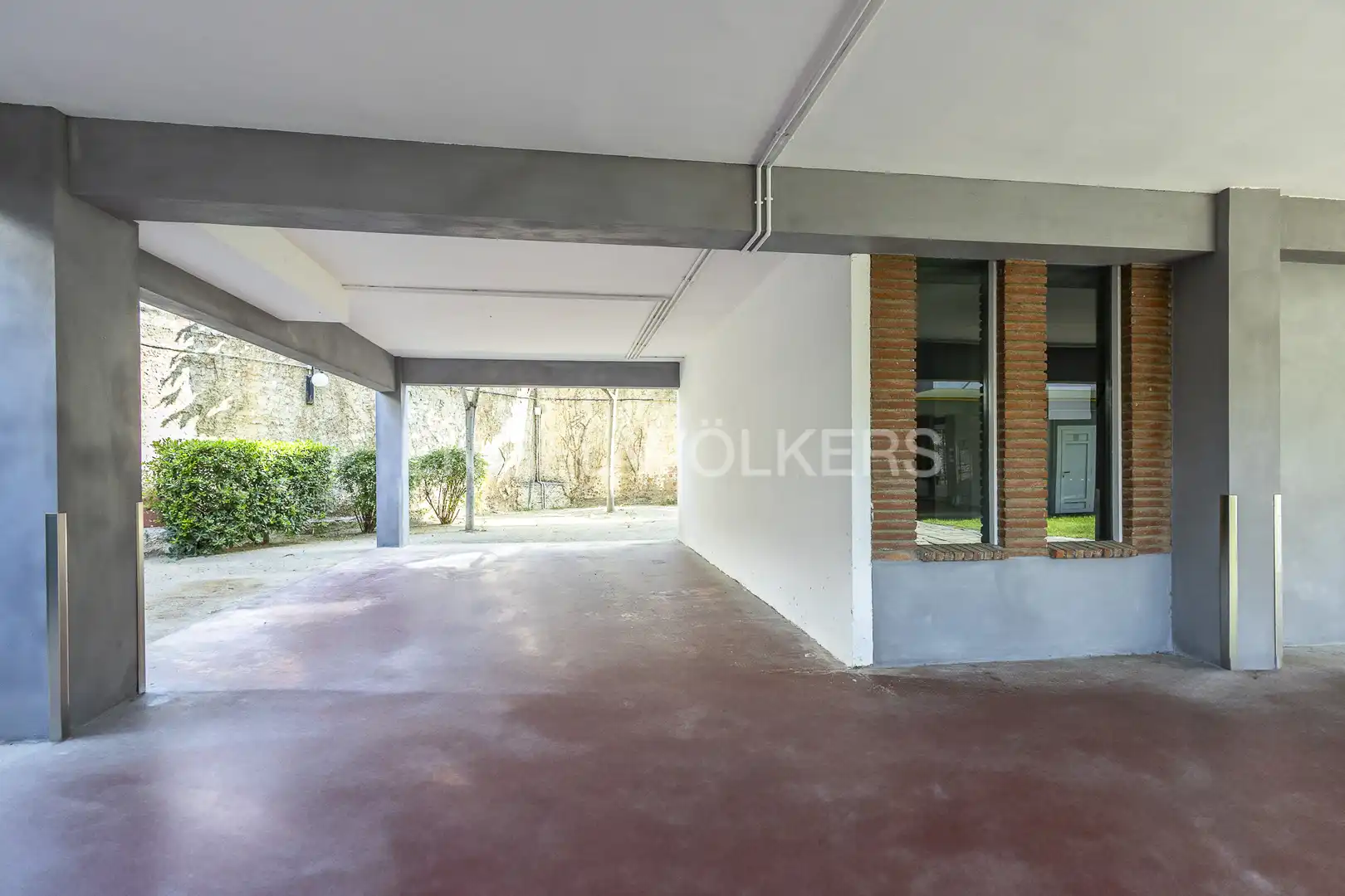 Vista exterior de Piso en venta en Sant Just Desvern con Calefacción, Jardín privado y Parquet