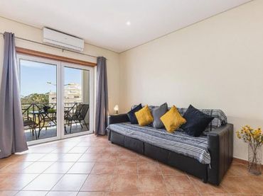 Flat with balcony for sale in Calle de Felipe de Paz