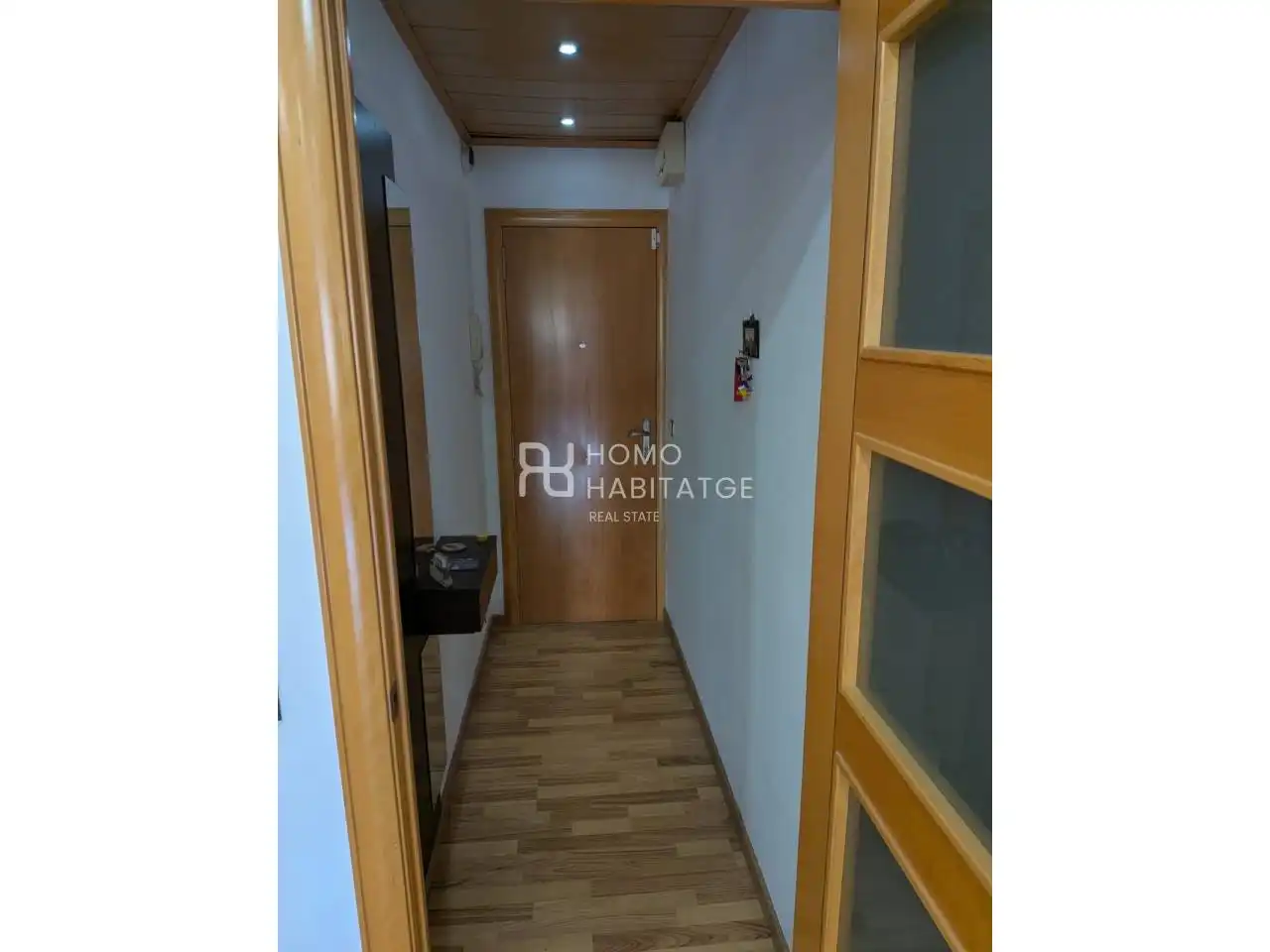 Flat for sale in Sabadell  with Air Conditioner and Parquet flooring