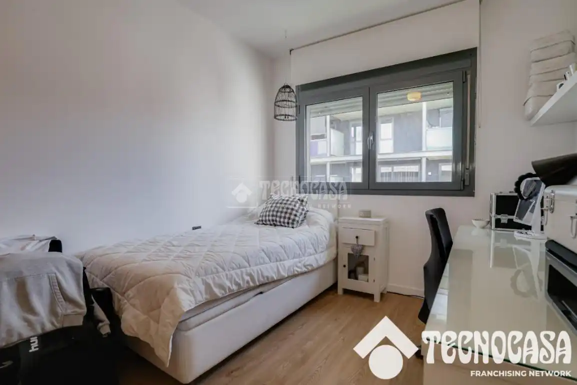 Habitación de Piso en venta en Viladecans con Terraza, Trastero y Amueblado