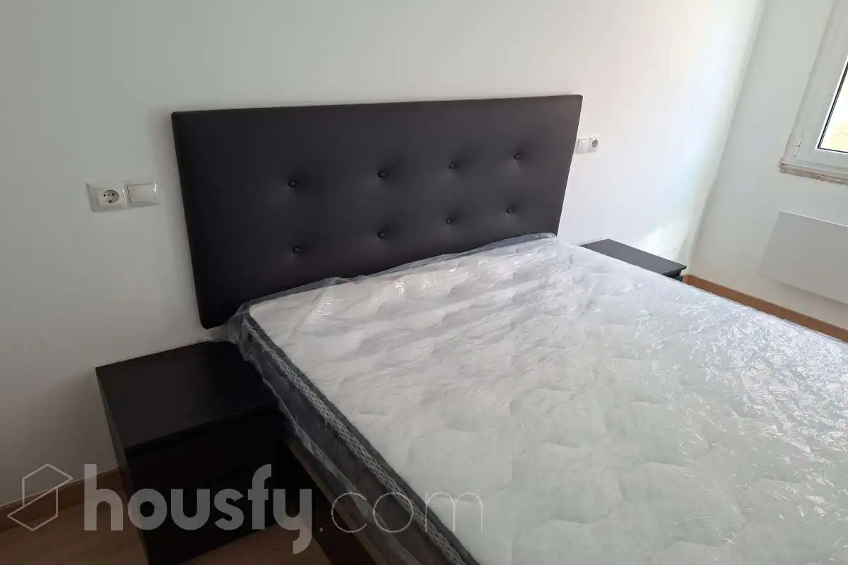 Habitación de Piso de alquiler en Siero con Calefacción, Parquet y Terraza