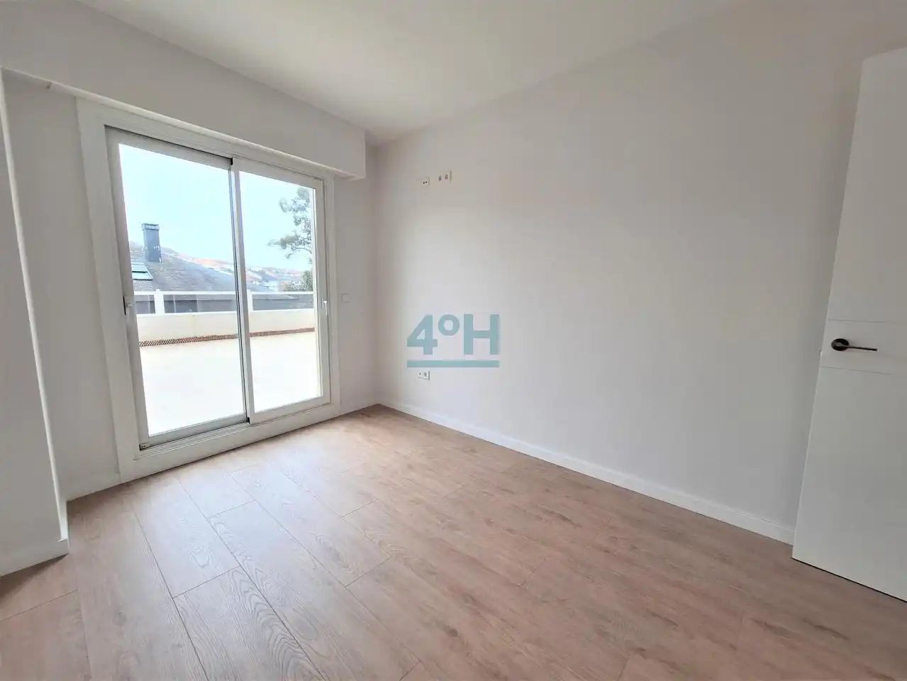 Bedroom of Apartments for sale in Ourense Capital   with Heating and Terrace