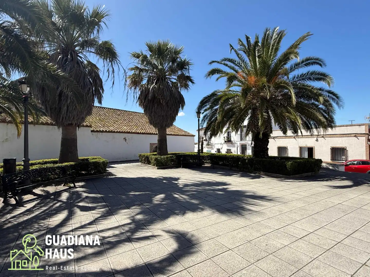 Vista exterior de Casa adosada en venda en Ayamonte amb Aire condicionat, Calefacció i Terrassa