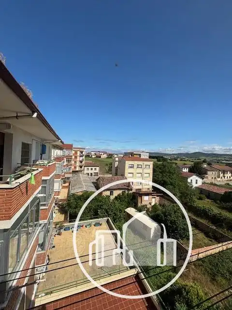 Vista exterior de Piso en venta en Trespaderne con Calefacción y Amueblado