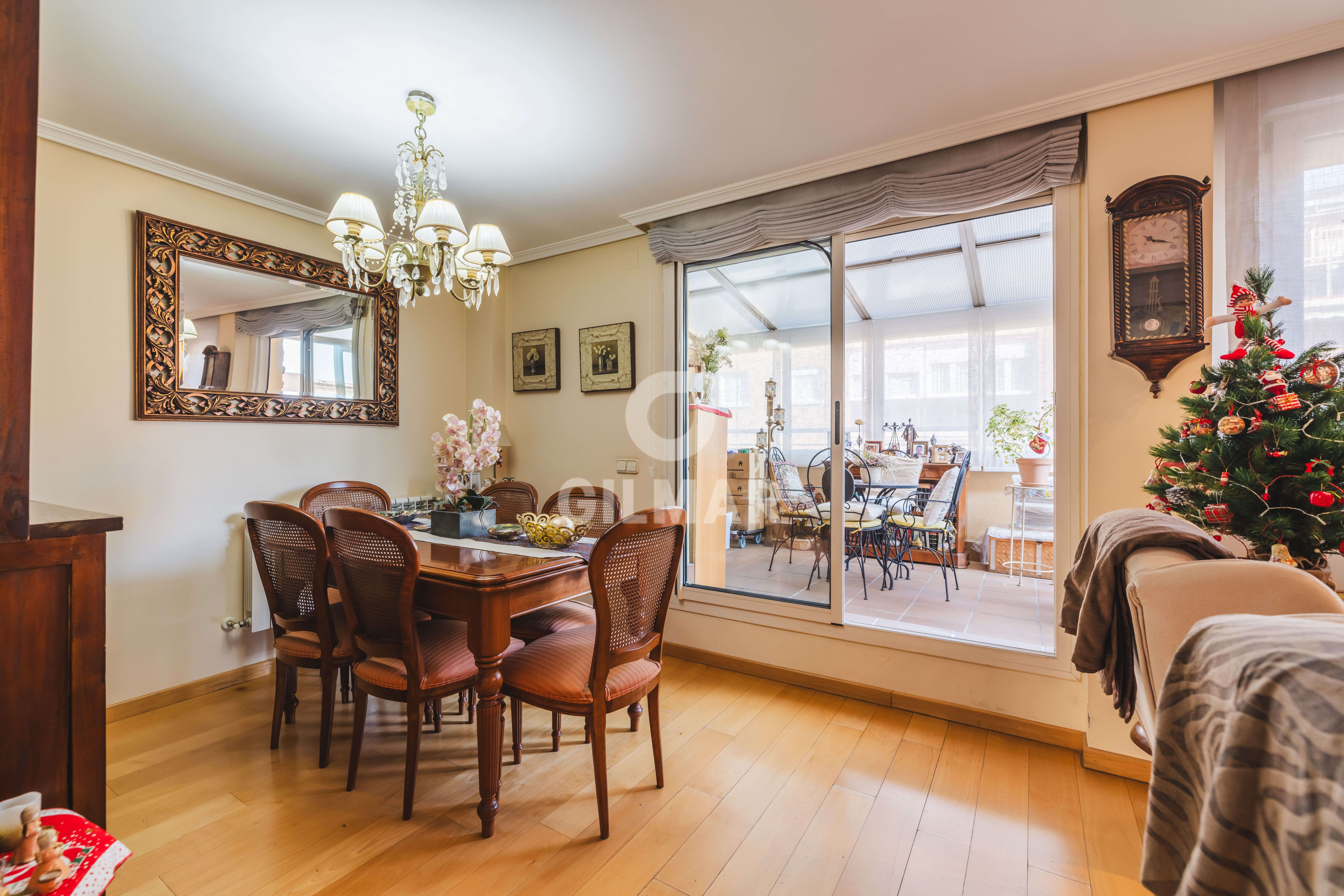 Menjador de Àtic en venda en  Madrid Capital amb Calefacció, Traster i Piscina