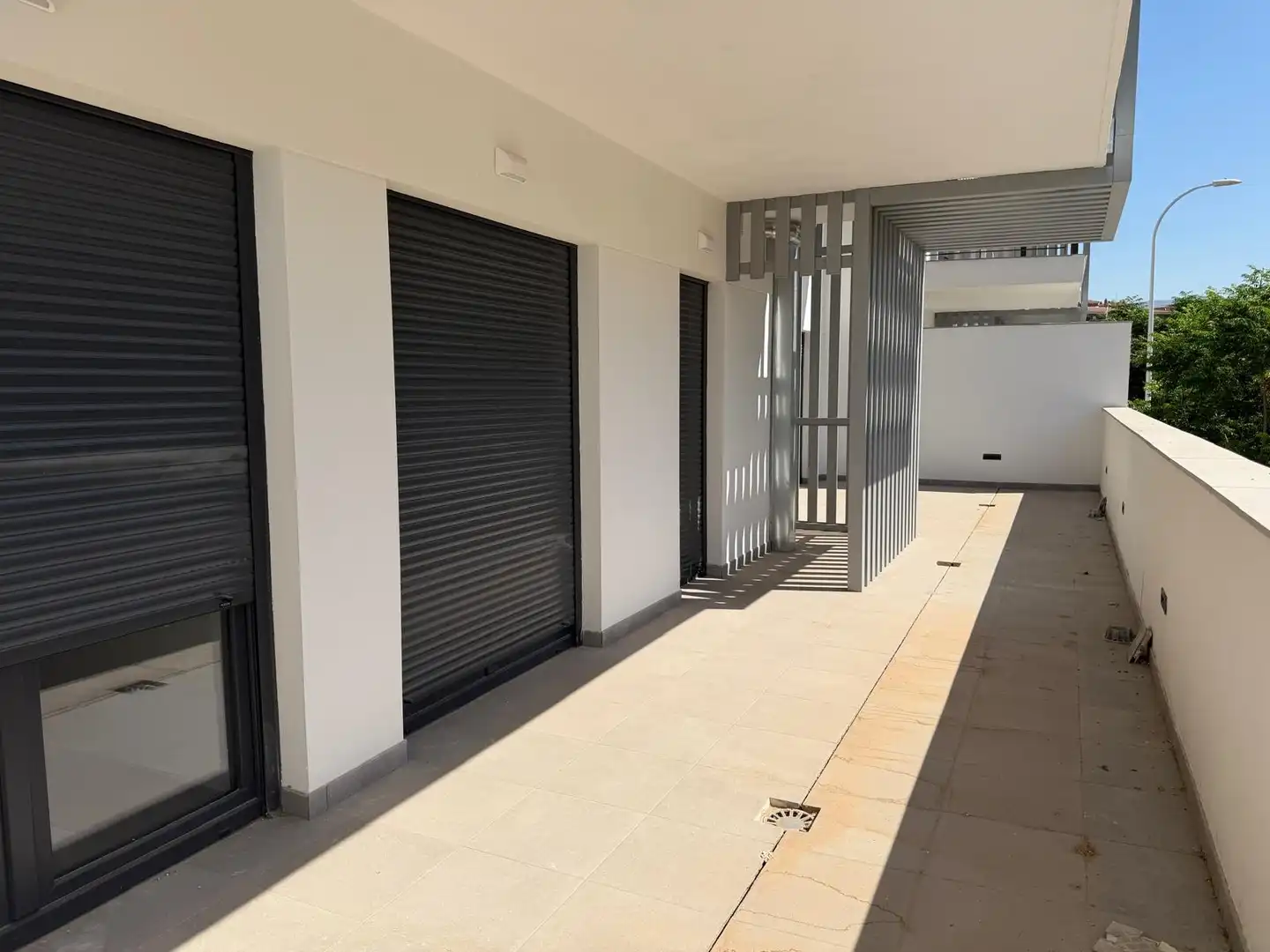 Außenansicht von Wohnung zur Miete in Granada mit Klimaanlage, Heizung und Terrasse