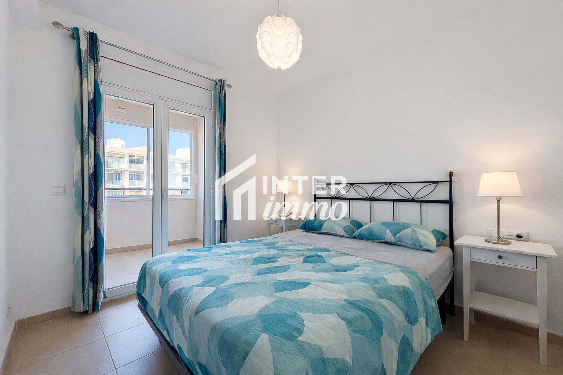 Habitación de Apartamento en venta en Empuriabrava con Aire acondicionado, Calefacción y Terraza