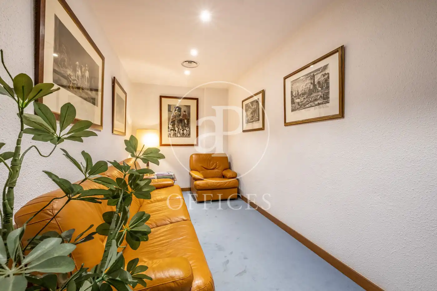 Büro zum Verkauf in Barcelona mit Klimaanlage und Heizung