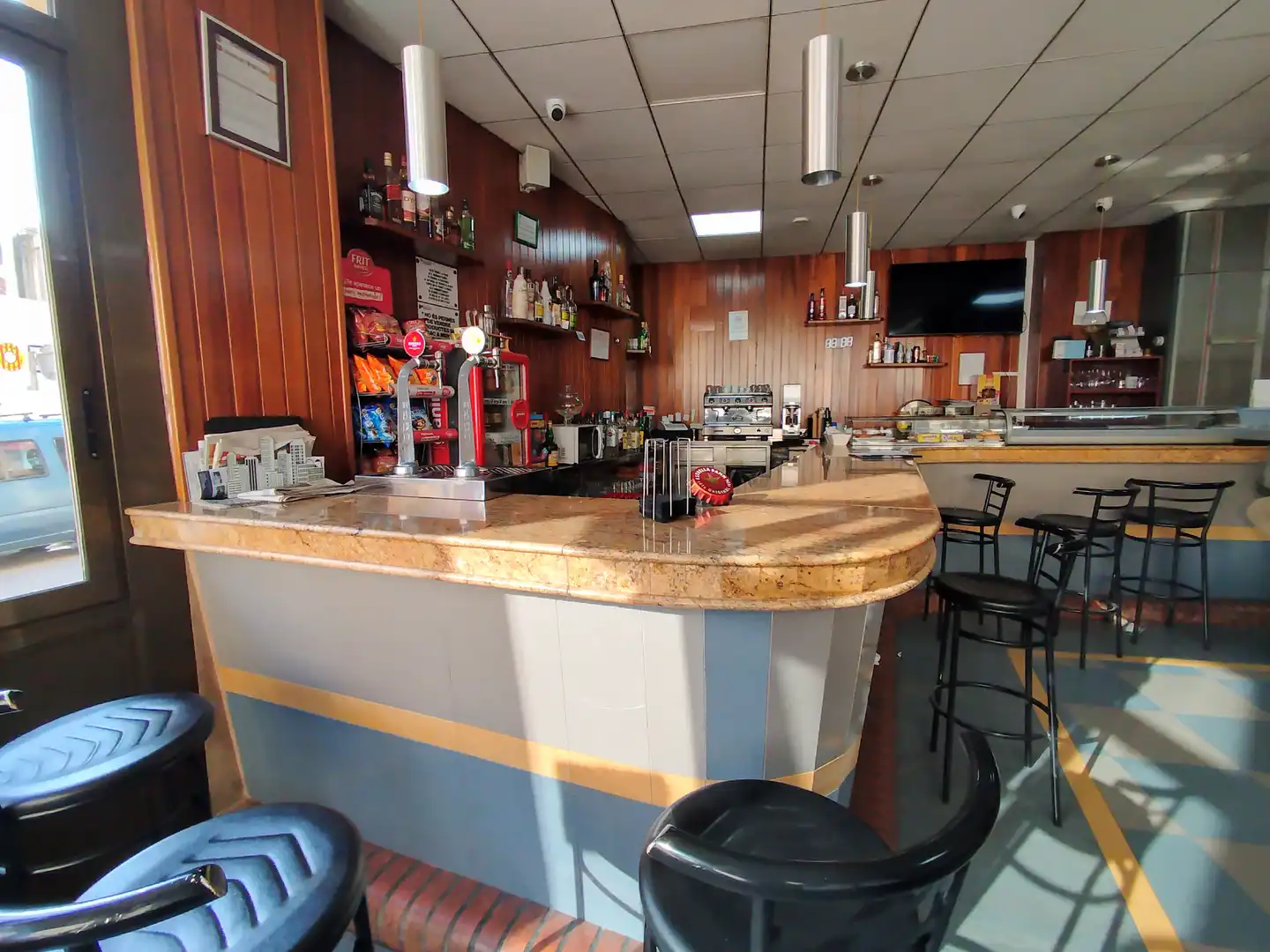 Local en venta en Carrer Segarra, 1