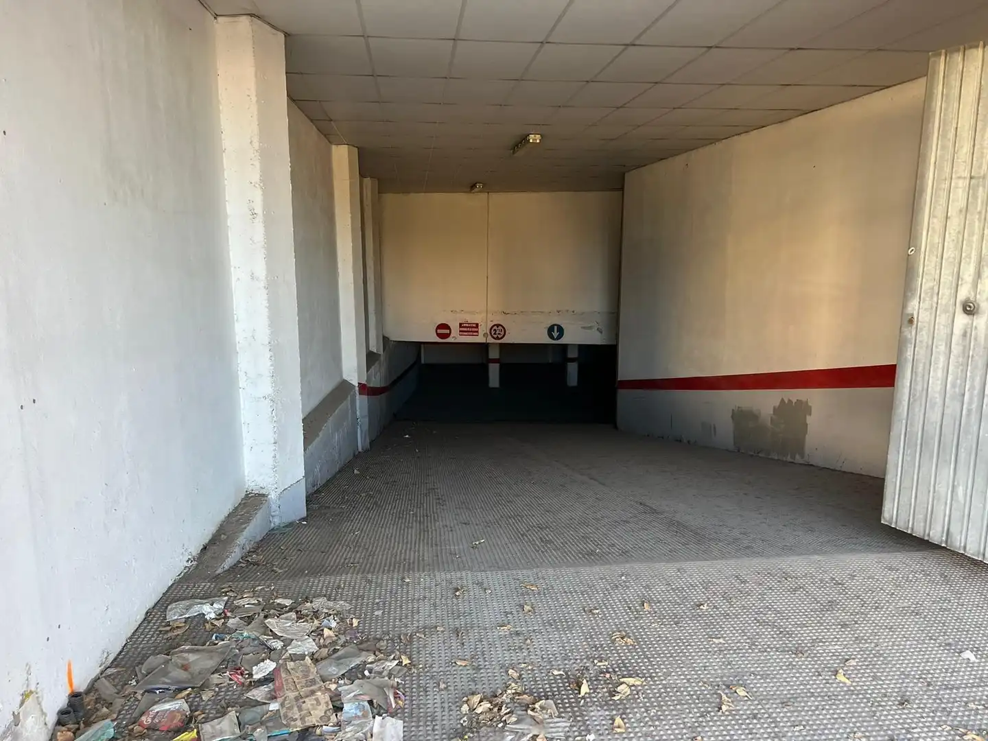 Parkplatz von Geschaftsraum zum Verkauf in Jerez de la Frontera