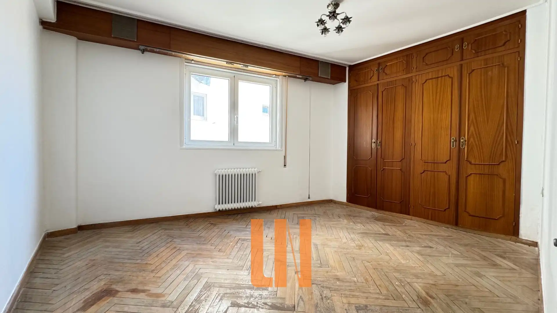 Habitación de Piso en venta en A Coruña Capital  con Calefacción, Parquet y Trastero